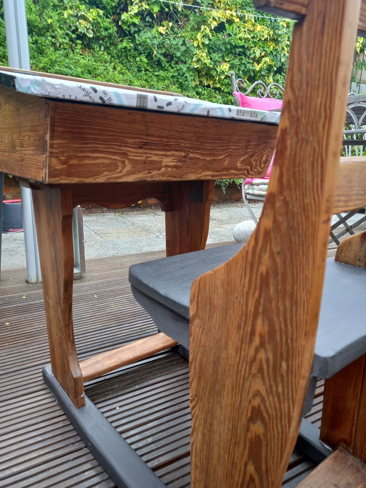 photo furniture Vintage School Desk