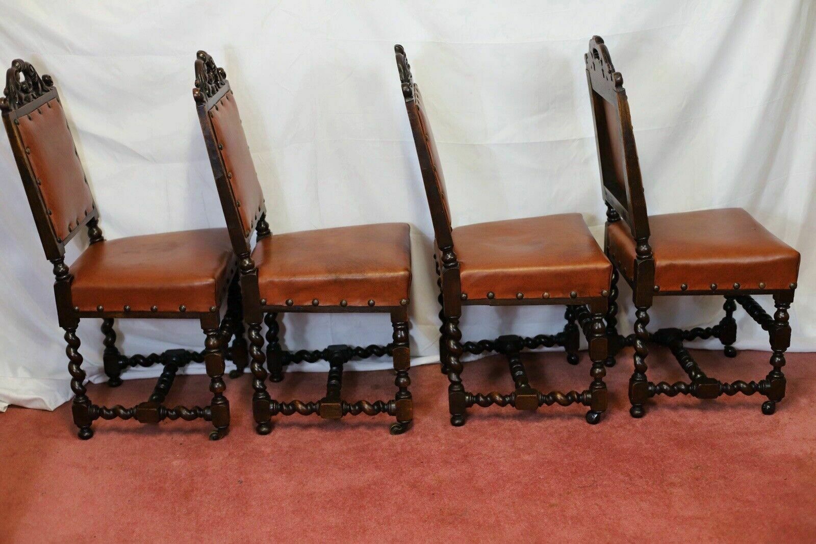 photo vintage Levely Set Of Eight Victorian Jacobean Oak Dining Chairs