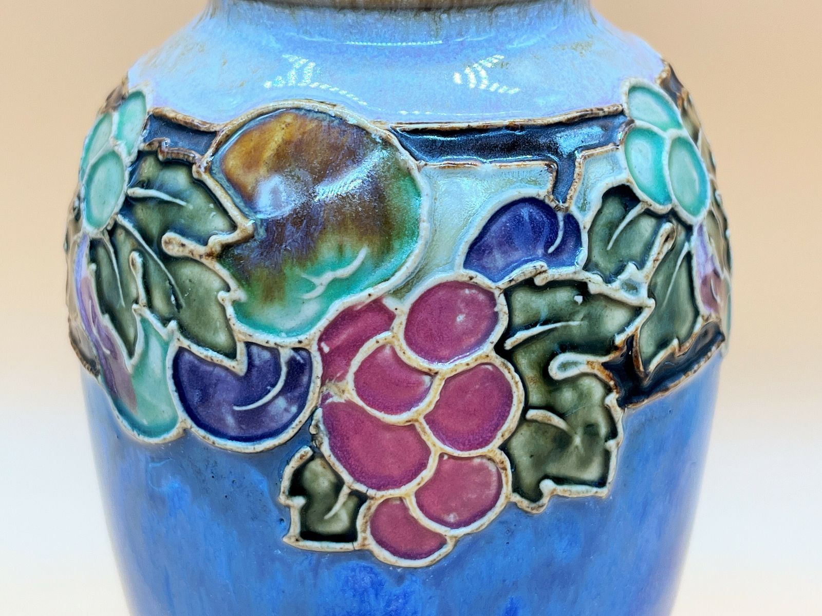 Antique Christine Abbott Royal Doulton Tube Lined Vase. 9336. X8721y. C1910. photo vinterior