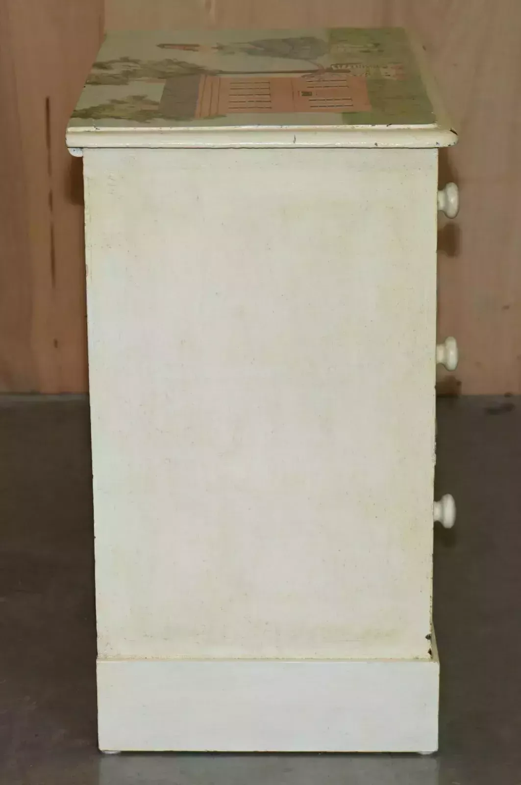 photo vintage Exquisite Antique Victorian Pitch Pine Nursery Hand Painted Chest Of Drawers