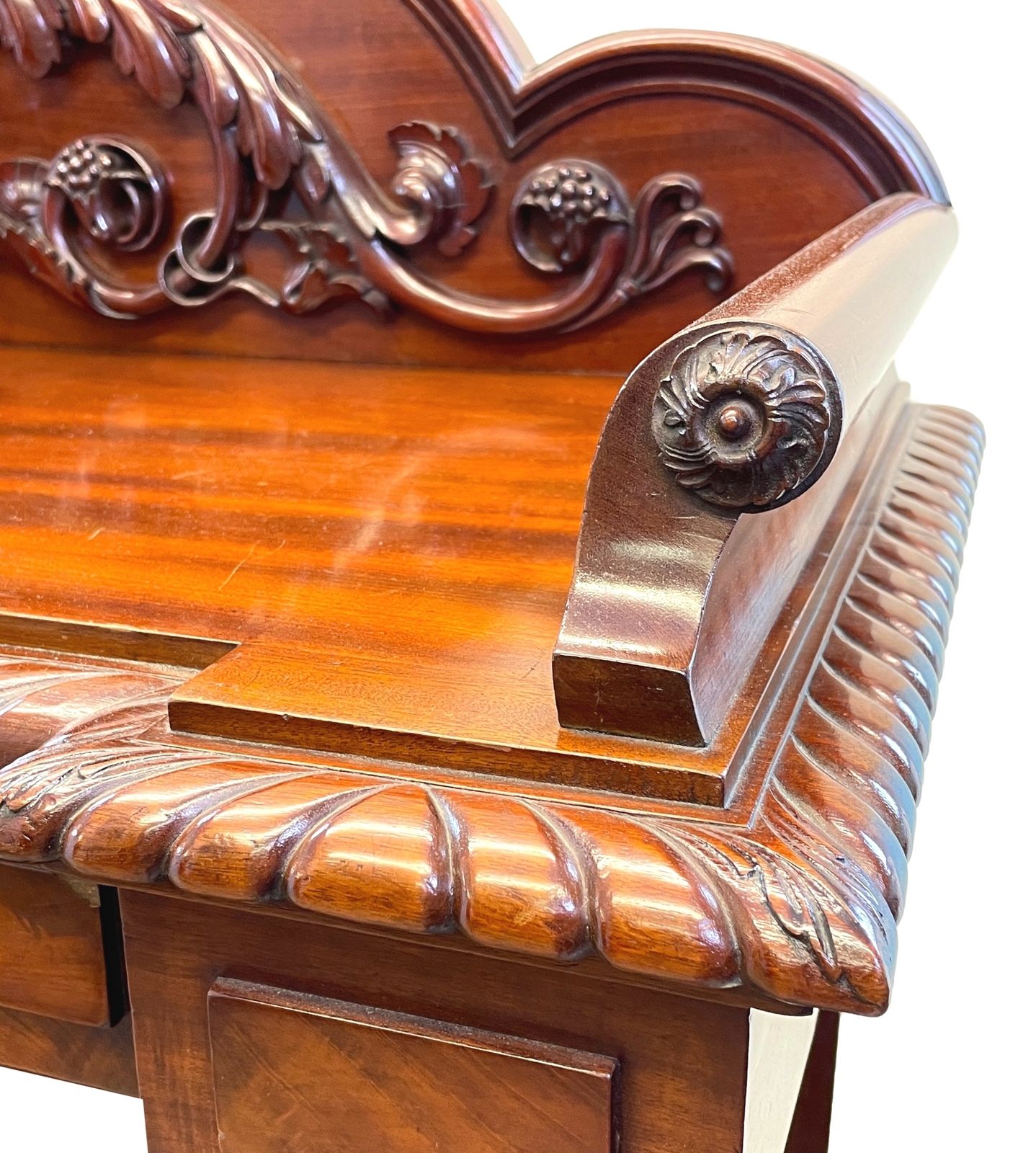 English 19th Century Mahogany Buffet (United Kingdom, Circa 1840) photo vinterior