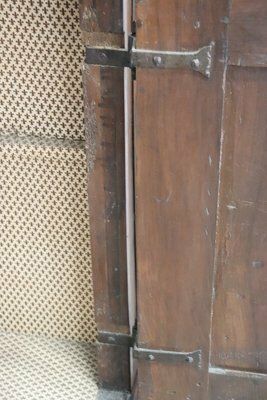Late 17th Century Walnut Bookcase photo vinterior