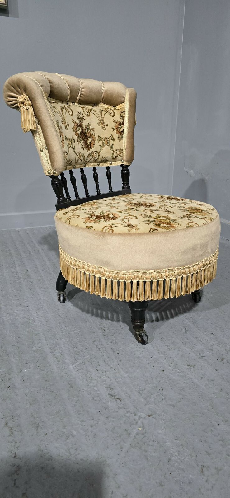Pretty Edwardian Boudoir Chair photo Furniture