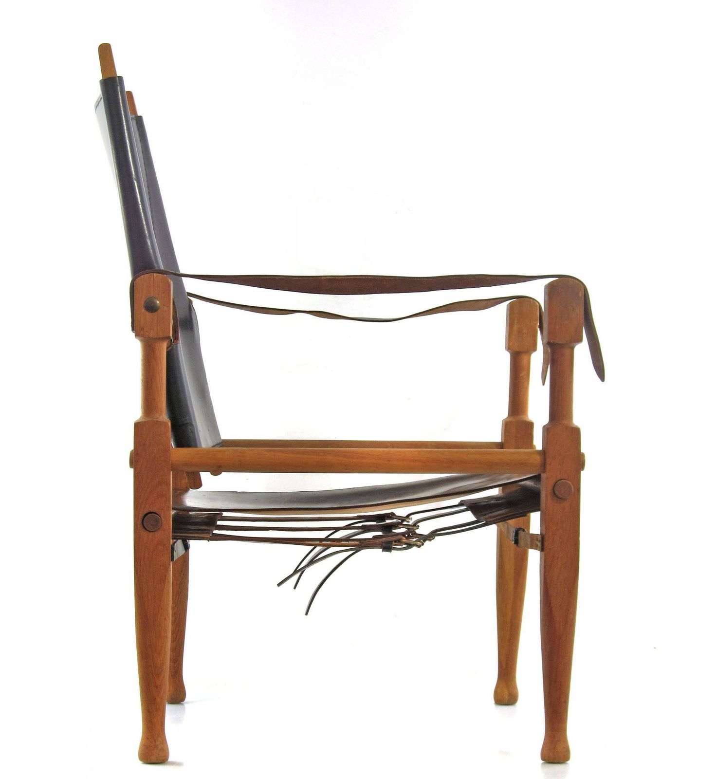 Black Leather Safari Chair By Wilhelm Kienzle For Wohnbedarf photo vintage