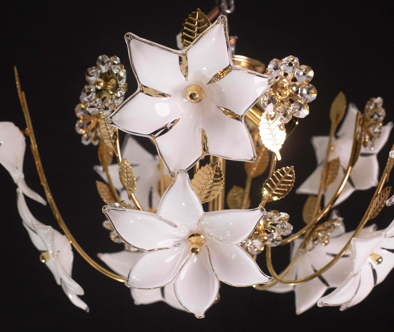 photo furniture Charming Murano And Crystal Glass Vintage Ceiling Light White Flowers, 1970s