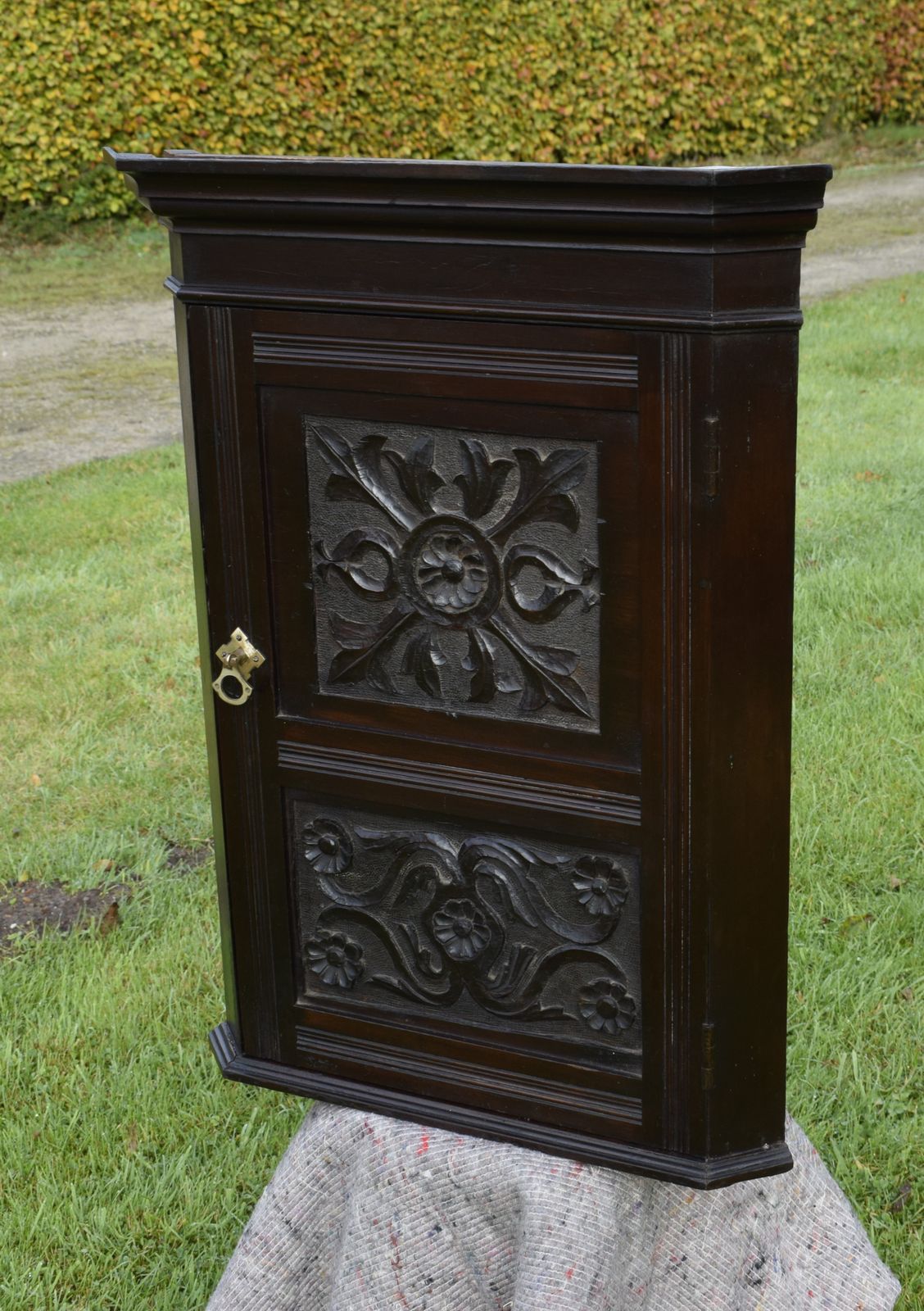 Late Victorian Pine Corner Cupboard photo buy