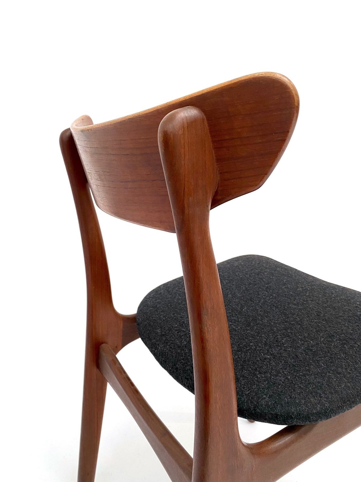 Danish Schiønning & Elgaard Set Of 4 Teak And Charcoal Black Wool Dining Chairs Mid Century 1960s photo 1450.0