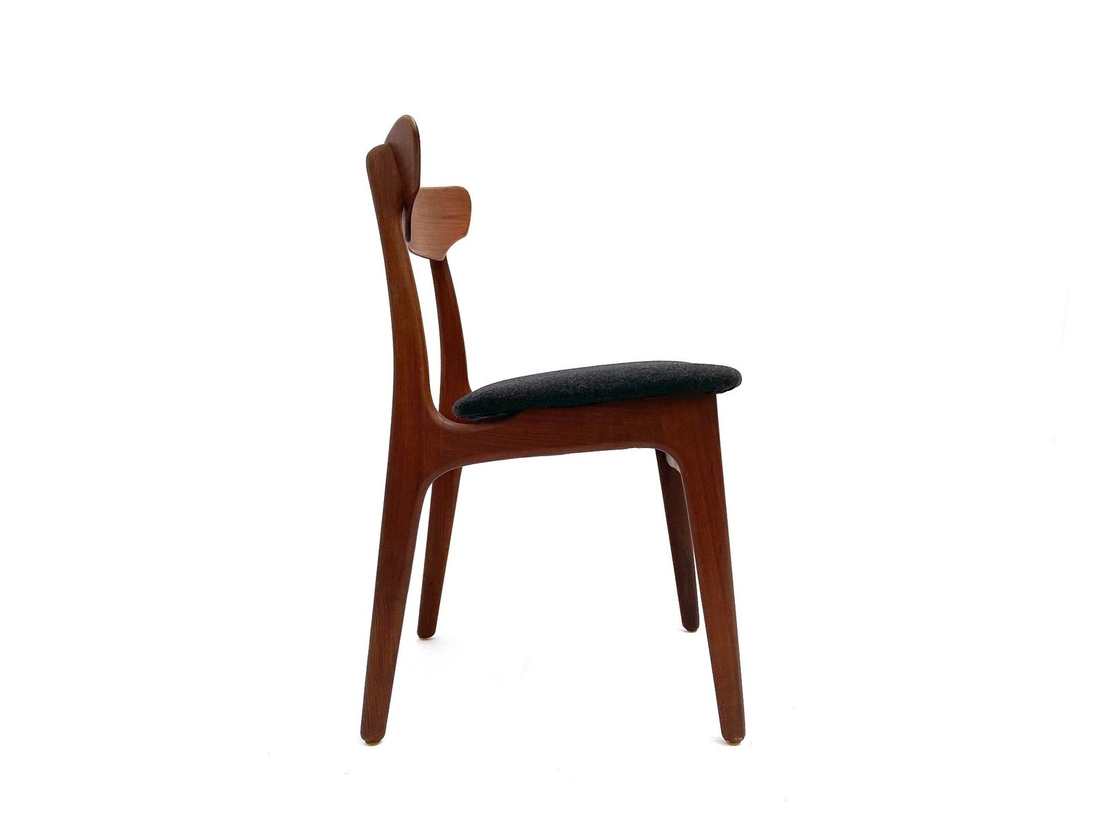 photo furniture Danish Schiønning & Elgaard Set Of 4 Teak And Charcoal Black Wool Dining Chairs Mid Century 1960s