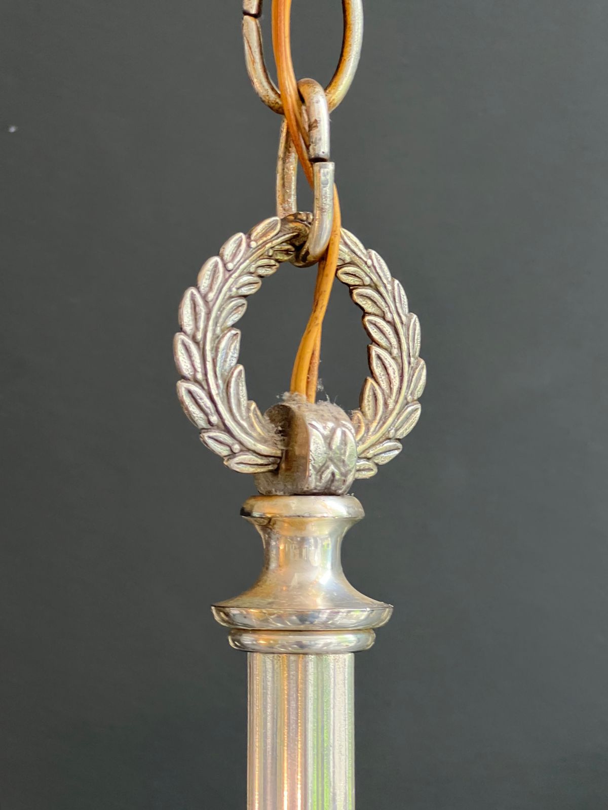 photo vintage Neoclassical Style Chandelier In Silver Metal From Maison Charles