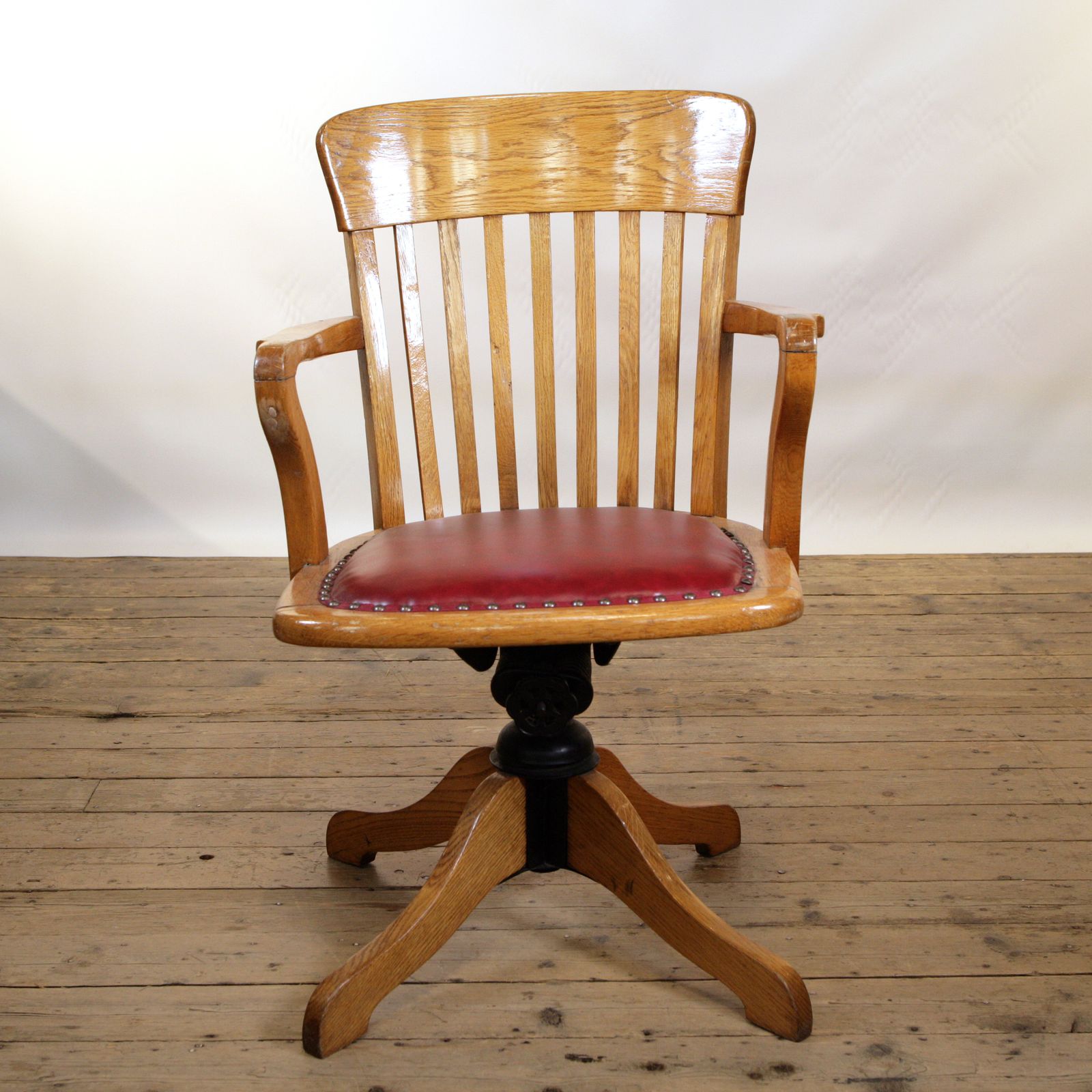 A Fully Restored, Edwardian, Oak, Revolving Armchair, Circa 1910. photo Furniture
