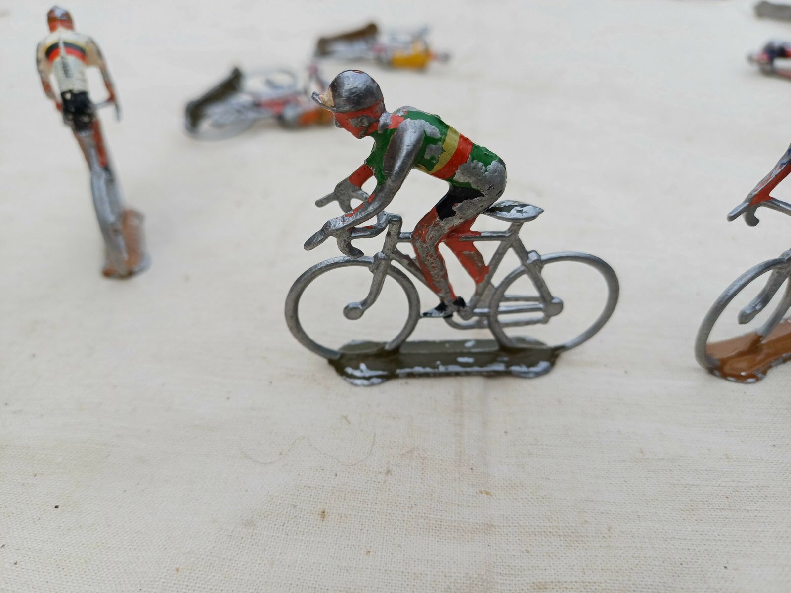 10 Tour De France Riders In Aluminum photo for sale