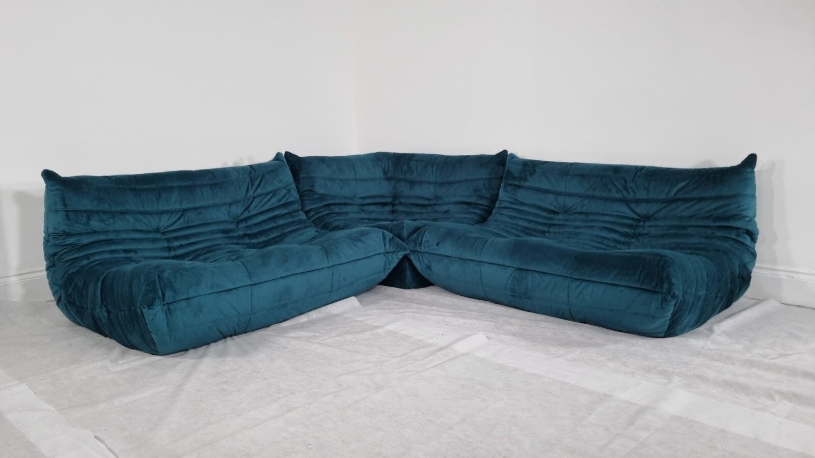 photo furniture Stunning Ligne Roset Togo Suite 2x2 Seater And Corner In Green Teal Velvet