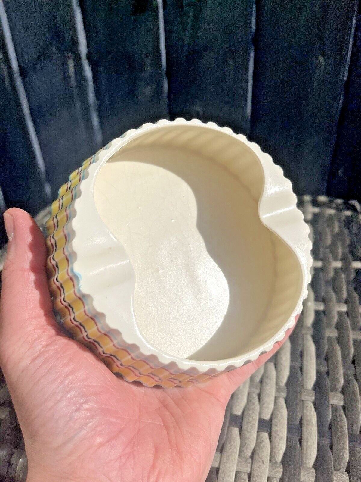photo furniture Mid Century Modern 60's Hornsea Rainbow John Clappison 540 Ribbed Retro Ashtray