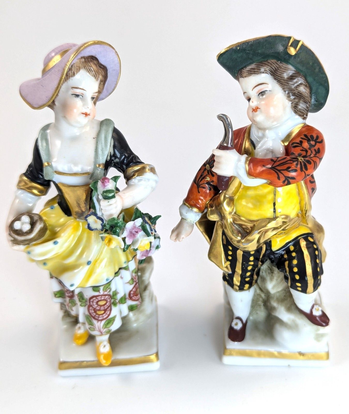 Antique Porcelain Figurines Of Farmer And Gardener, In Chelsea Style, 19th