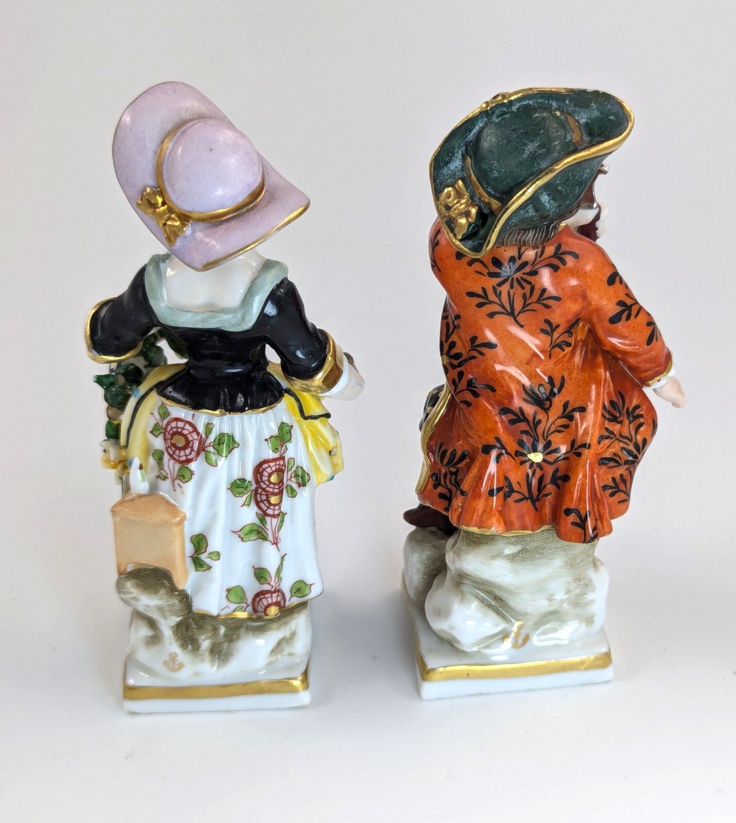 Antique Porcelain Figurines Of Farmer And Gardener, In Chelsea Style, 19th photo for sale