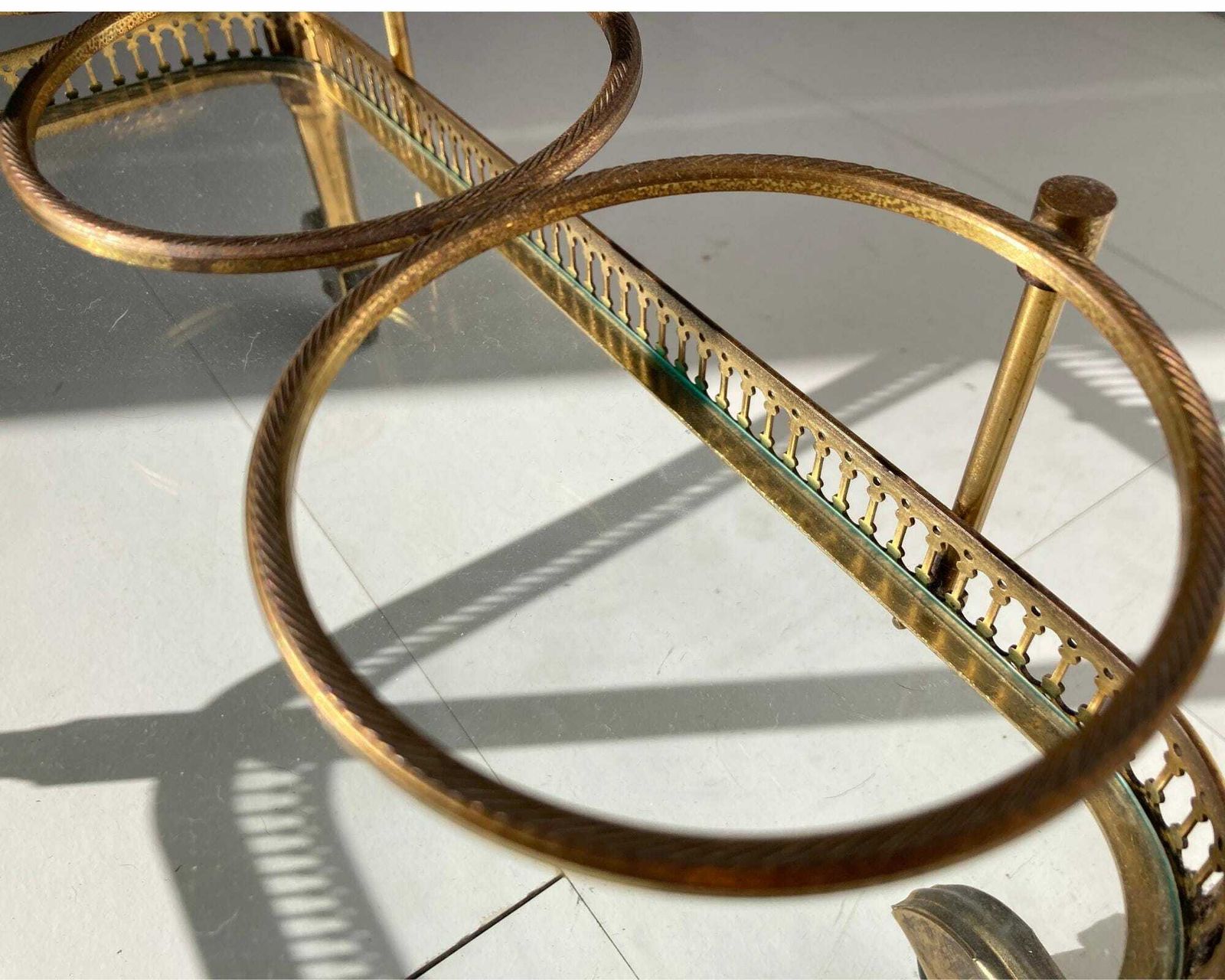 Brass Bar Cart | Removable Tray | 3pcs Bottle Holder photo vinterior