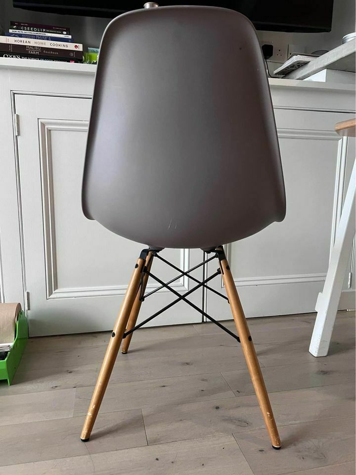 Grey Vitra Eames Dsr Chair photo for sale