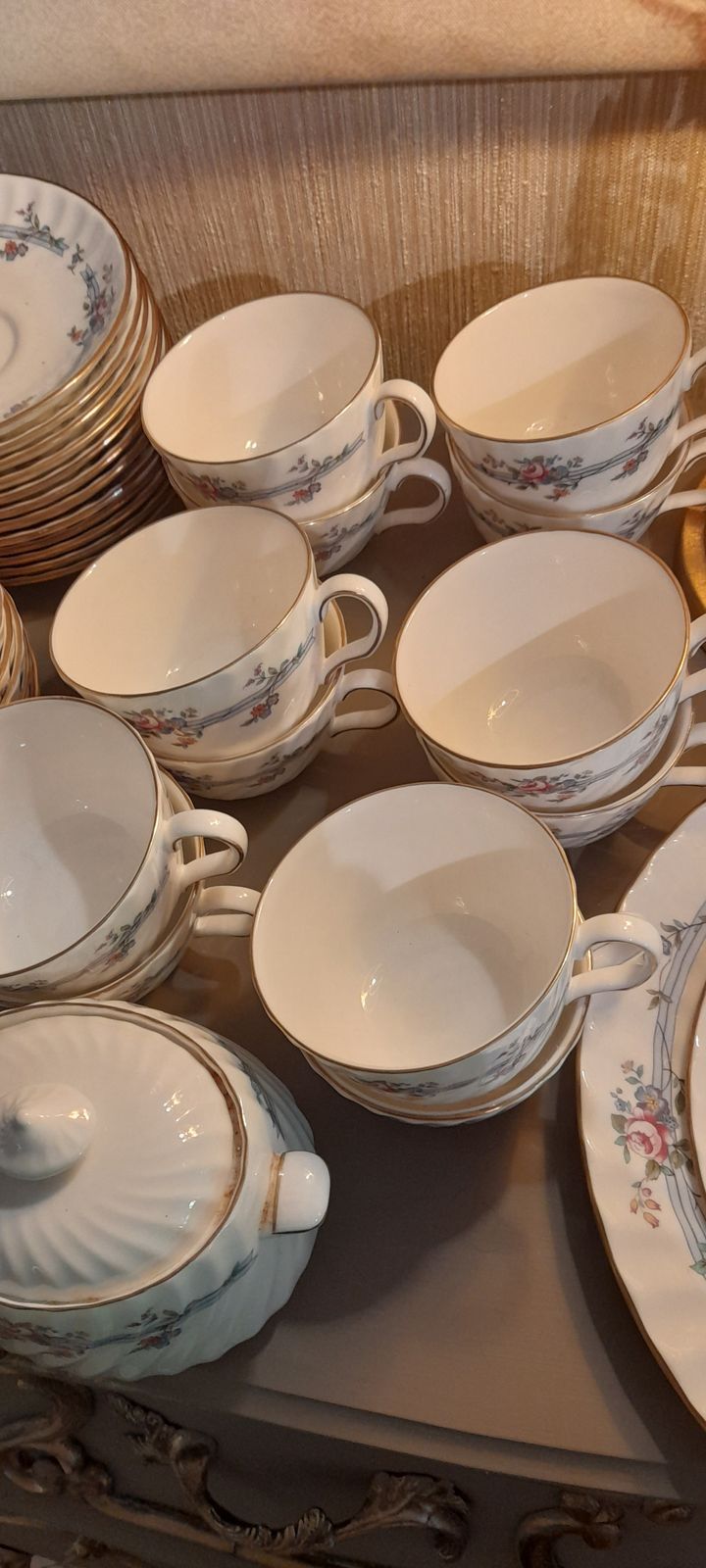 Minton Chartwell 12 Dinner Service Plus Extras. Truly Stunning. Mint Condition photo vinterior