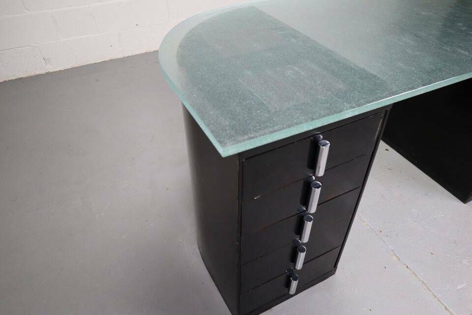 3616.0 1930's Modernist Desk In Black Lacquered Metal photo