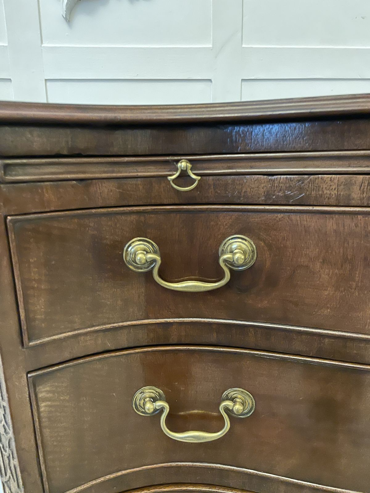 Antique Quality Figured Mahogany Serpentine Chest Of Drawers photo Furniture