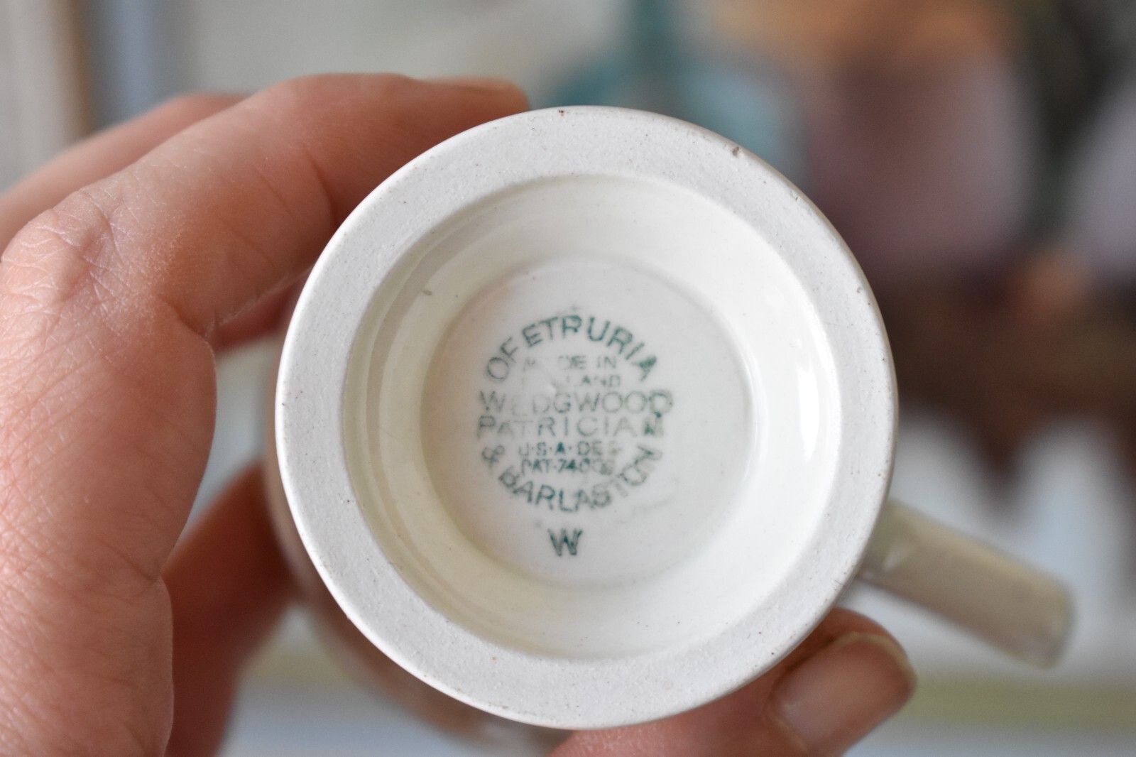 photo buy Wedgwood Etruria & Barlaston 'Patrician' Cup & Saucer Set & Coffee Pot 21 Pieces