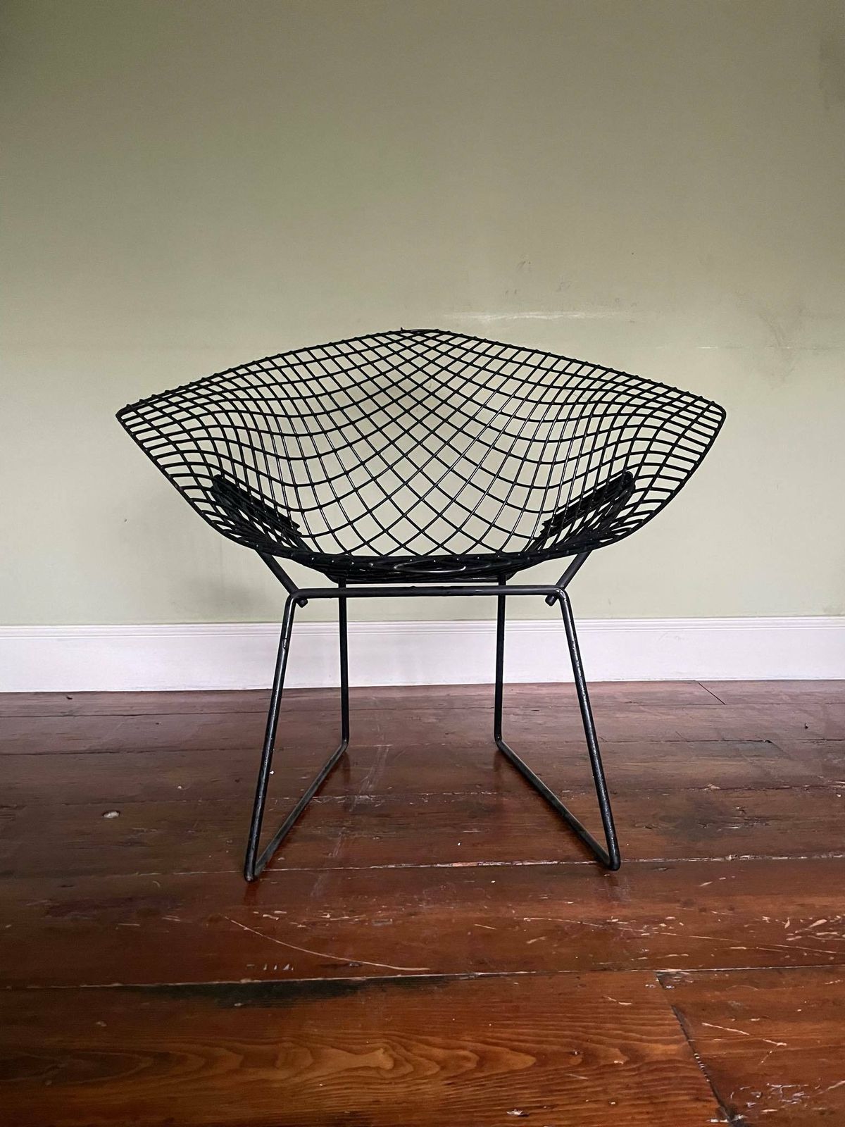 Vintage 1970s Harry Bertoia Diamond Chairs For Knoll   8 Available photo buy