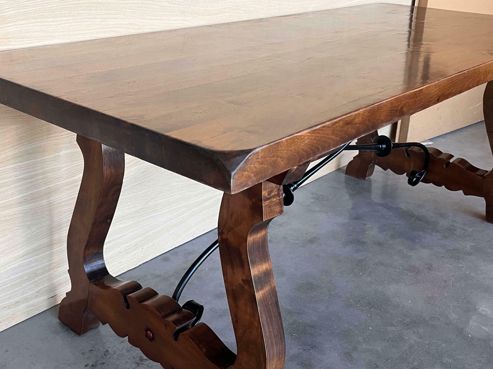 Table à manger ou console en noyer à pieds en lyre, Espagne, XIXe siècle photo 8134.0