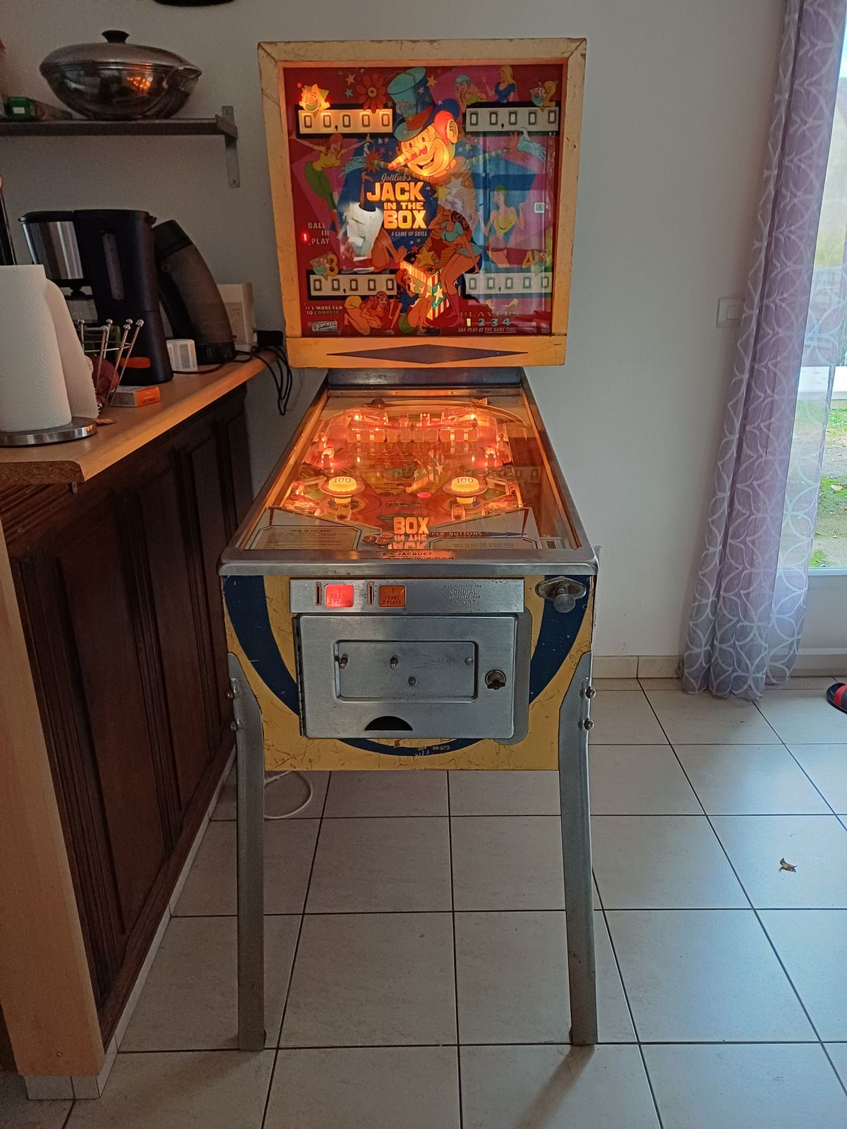 Gottlieb Jack In The Box Pinball Machine 1973 photo 4068.0