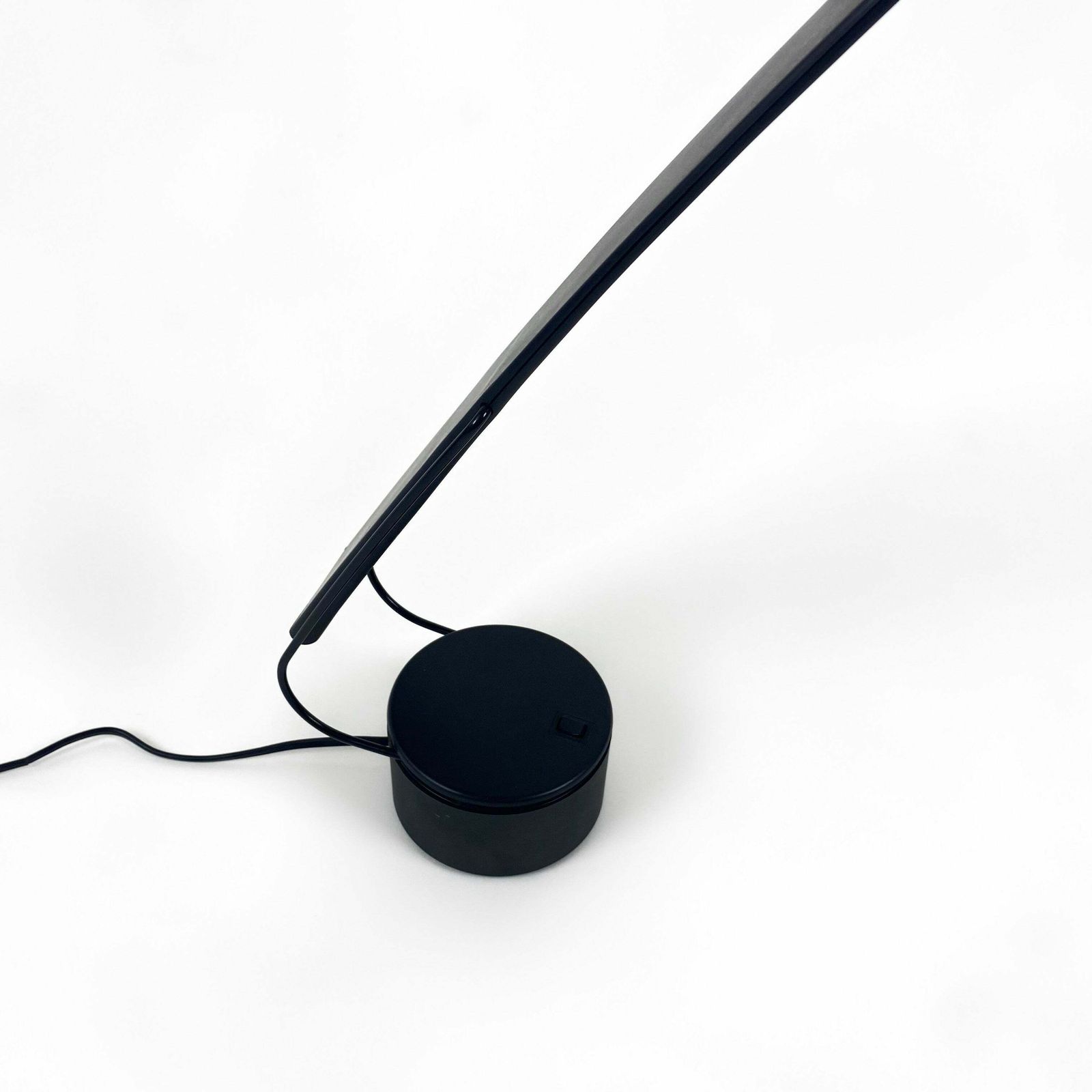 Dove Design Desk Lamp By Marco Colombo And Mario Barbaglia For Paf Studio photo vintage
