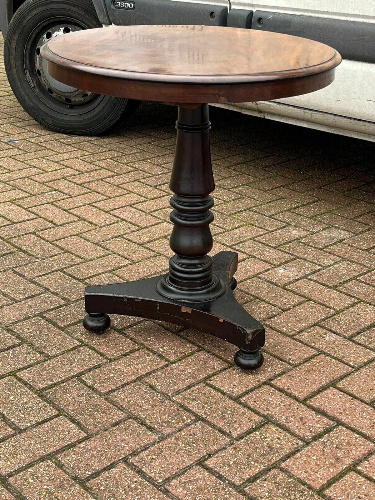 Victorian Mahogany Tilt Top Lamp Table, Side Table photo 506.0