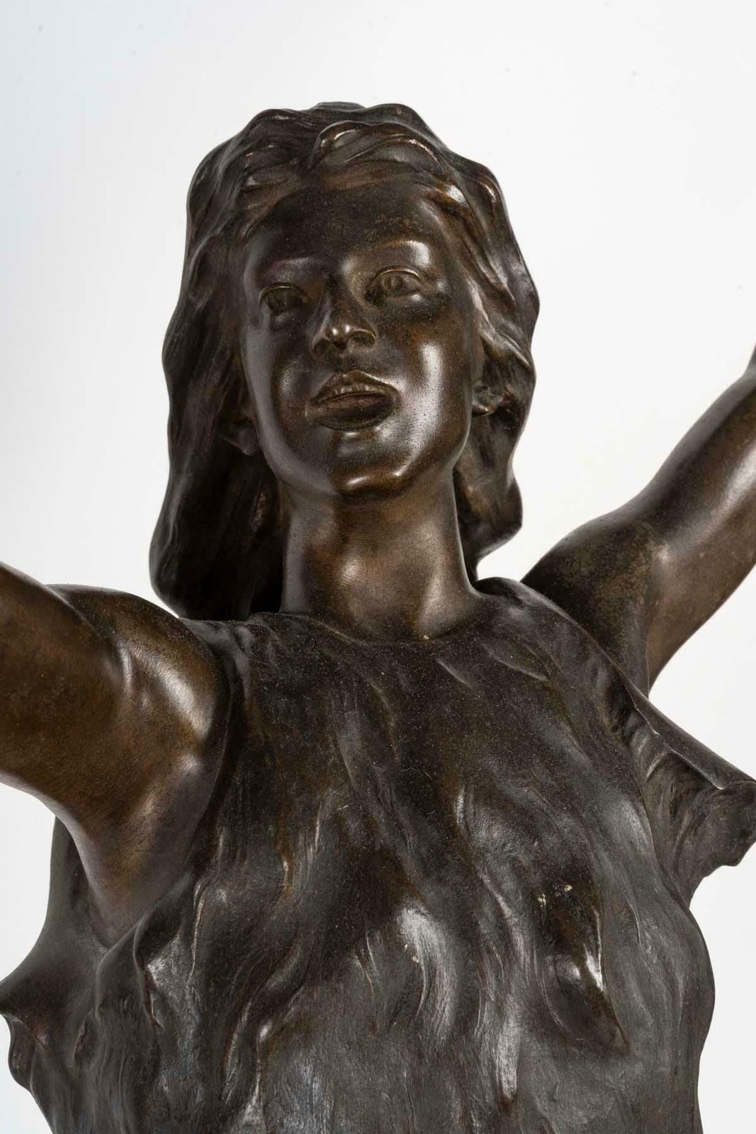 Regule Sculpture Of Siegfried In The Napoleon III Style, Circa 1900. photo vinterior