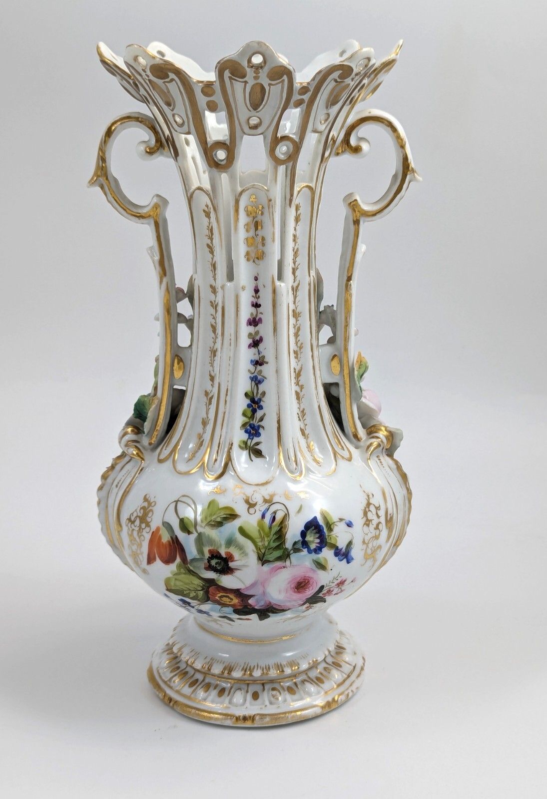 photo furniture A Pair Of Old Paris Porcelain Vases, C. 19th Century