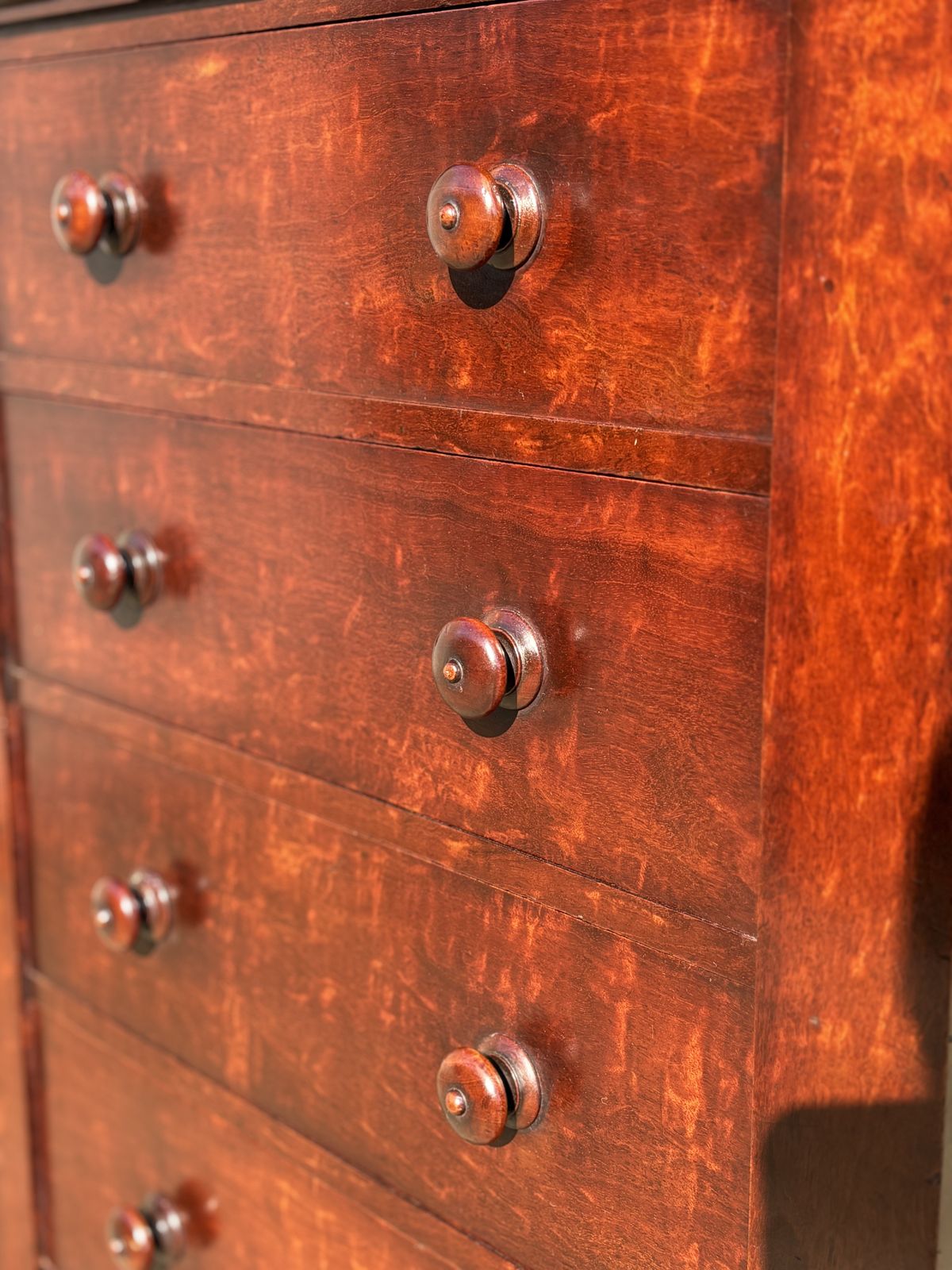 Early 19th Century Georgian Mahogany Wellington Chest Of Drawers photo vinterior