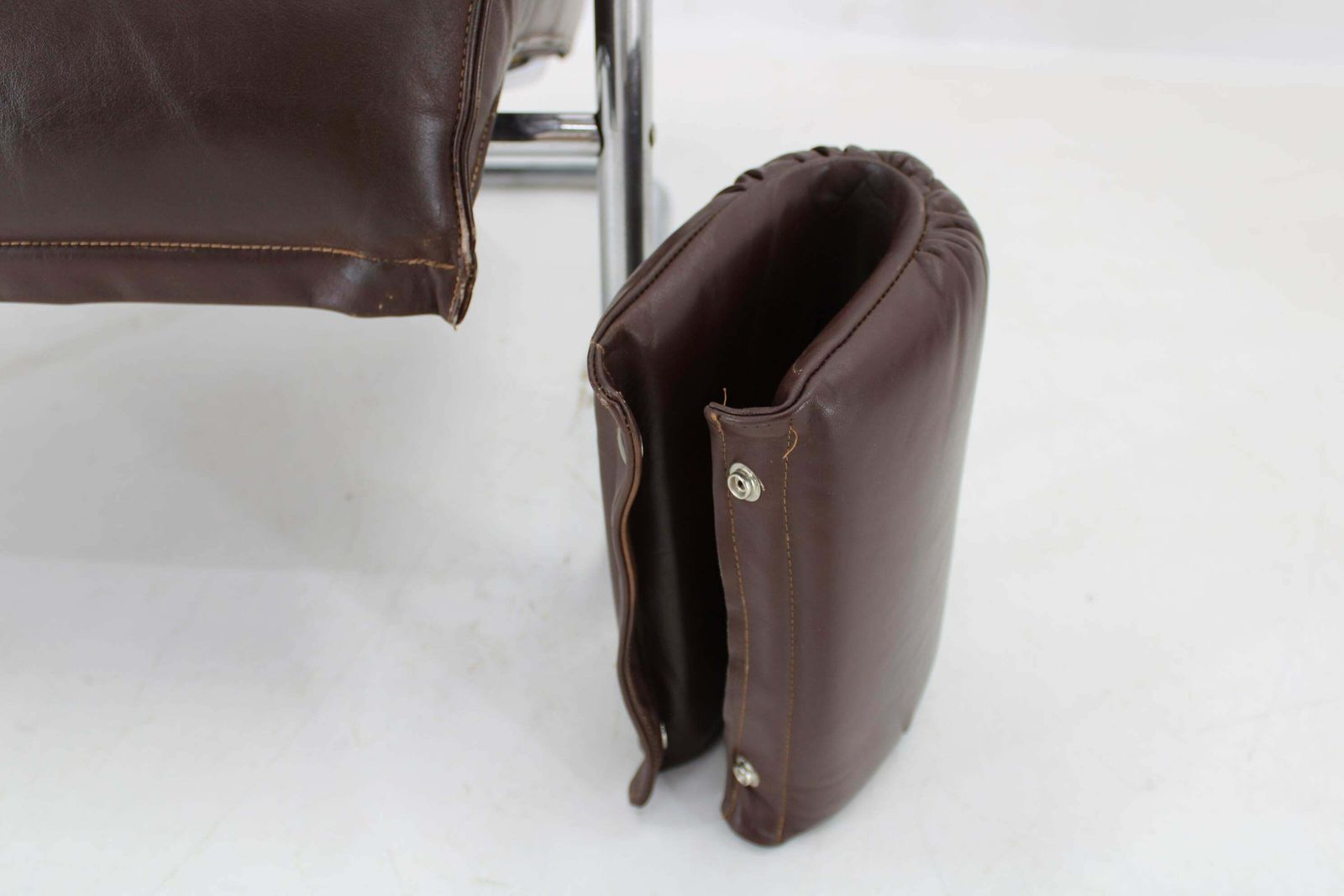 1860.0 1950s Pair Of Tubular Armchairs In Leather, Czechoslovakia photo