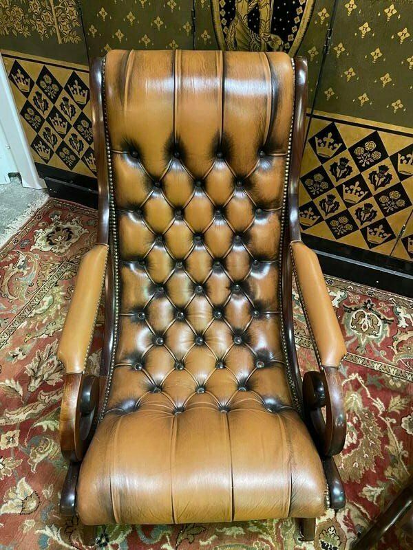 Pair Of English Chesterfield Leather Armchairs photo Furniture