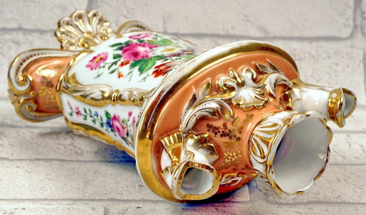 Large Tulip Pot With Dolphin Heads In Paris Porcelain   Ep. 1st 19th Century photo 243.0
