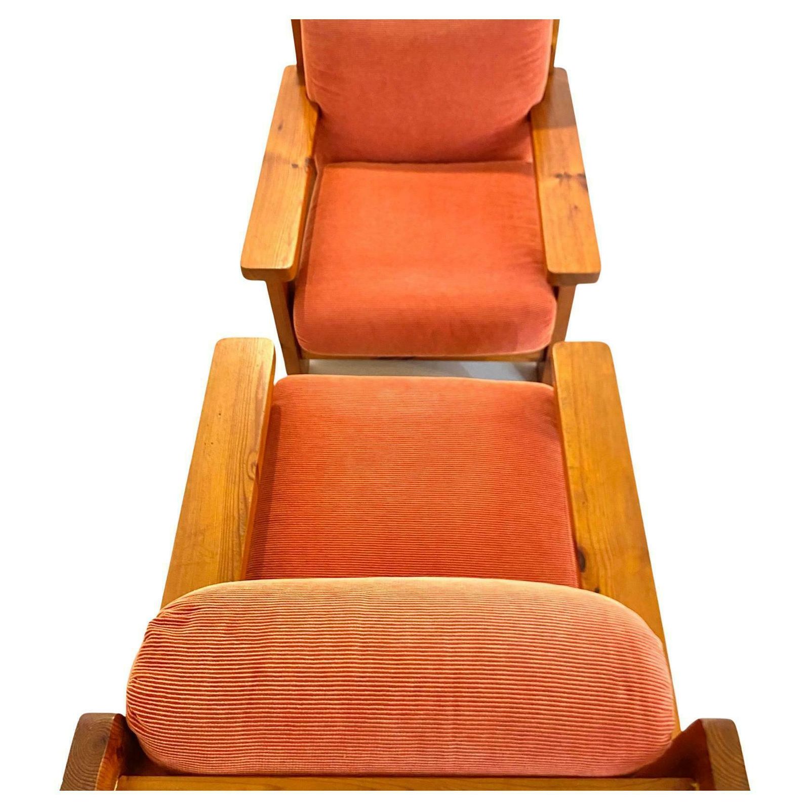 Mid Century Modern Houten Fauteuils Met Rood Fluweel, Set Van Twee, Italië 1970 photo for sale