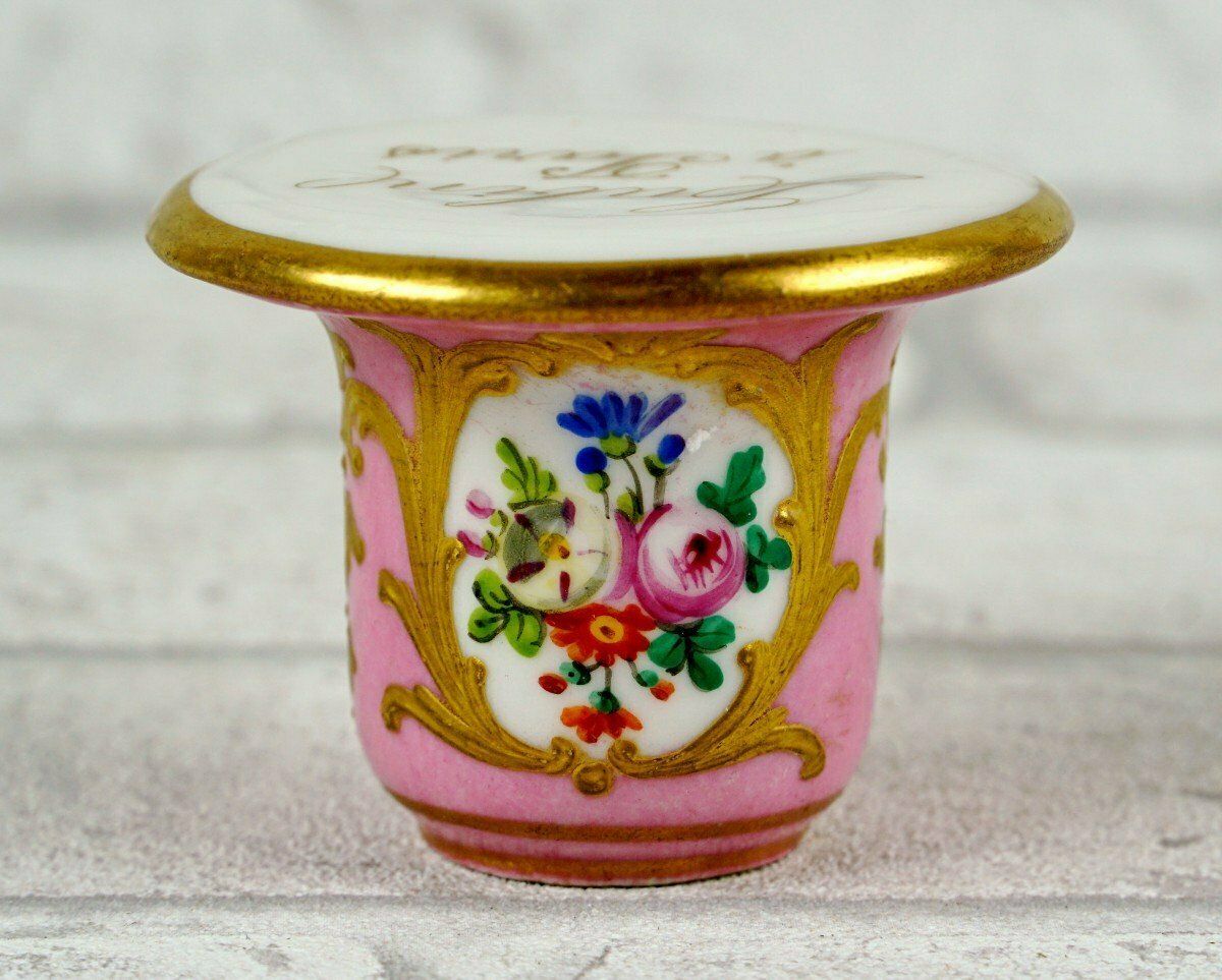 Blush Mortar In Paris Or Limoges Porcelain From The Perfumer Lubin In Paris   Ep. Mid 19th Century photo for sale