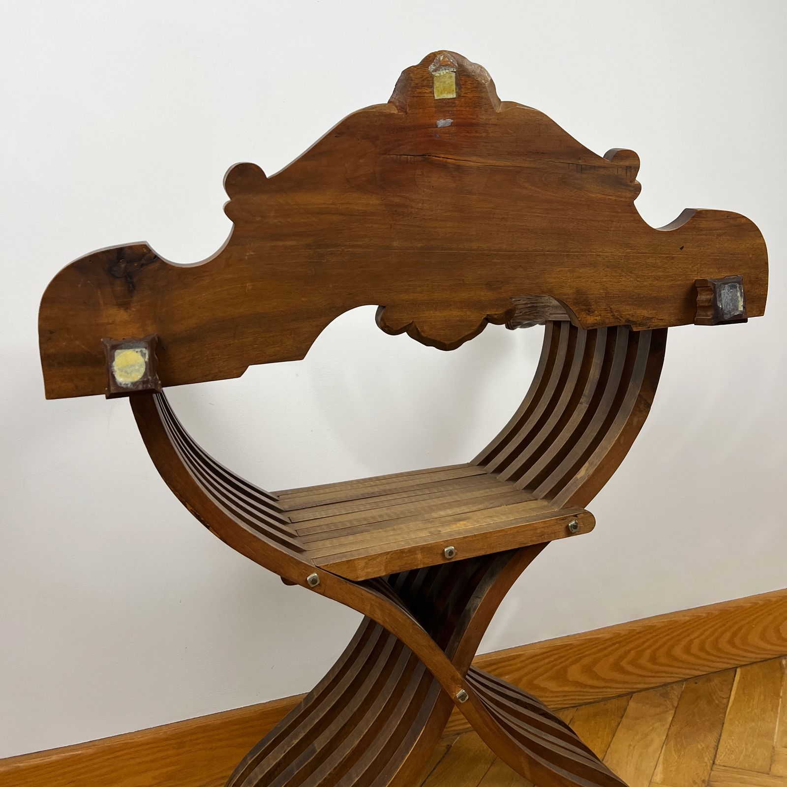 Antique Savonarola Chair, Florentine Renaissance Home Decor, Carved Wood Armchair photo vintage