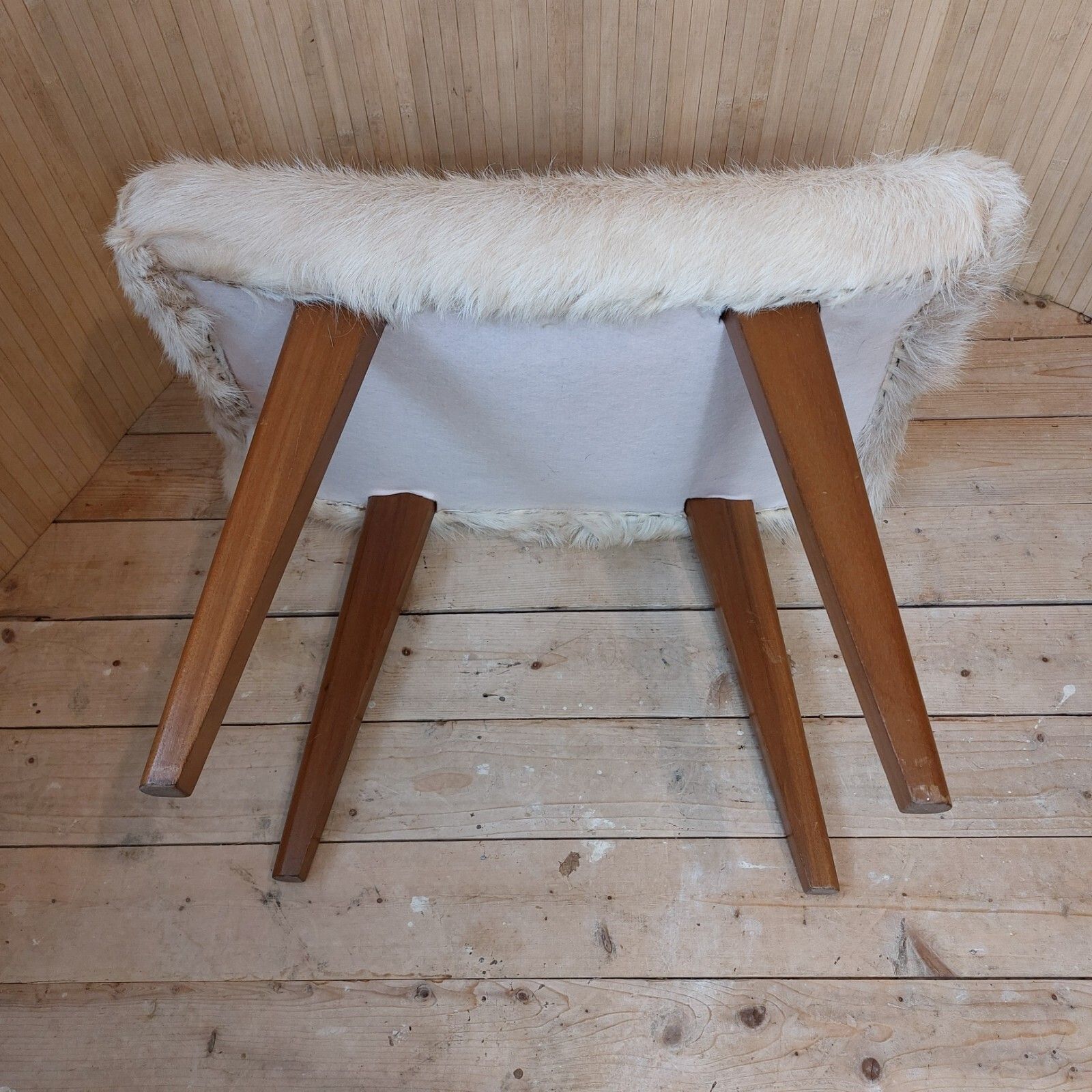 photo buy Fab Vintage Retro Mcm Curvy Alfred Cox Teak Dressing Table Piano Stool Goatskin