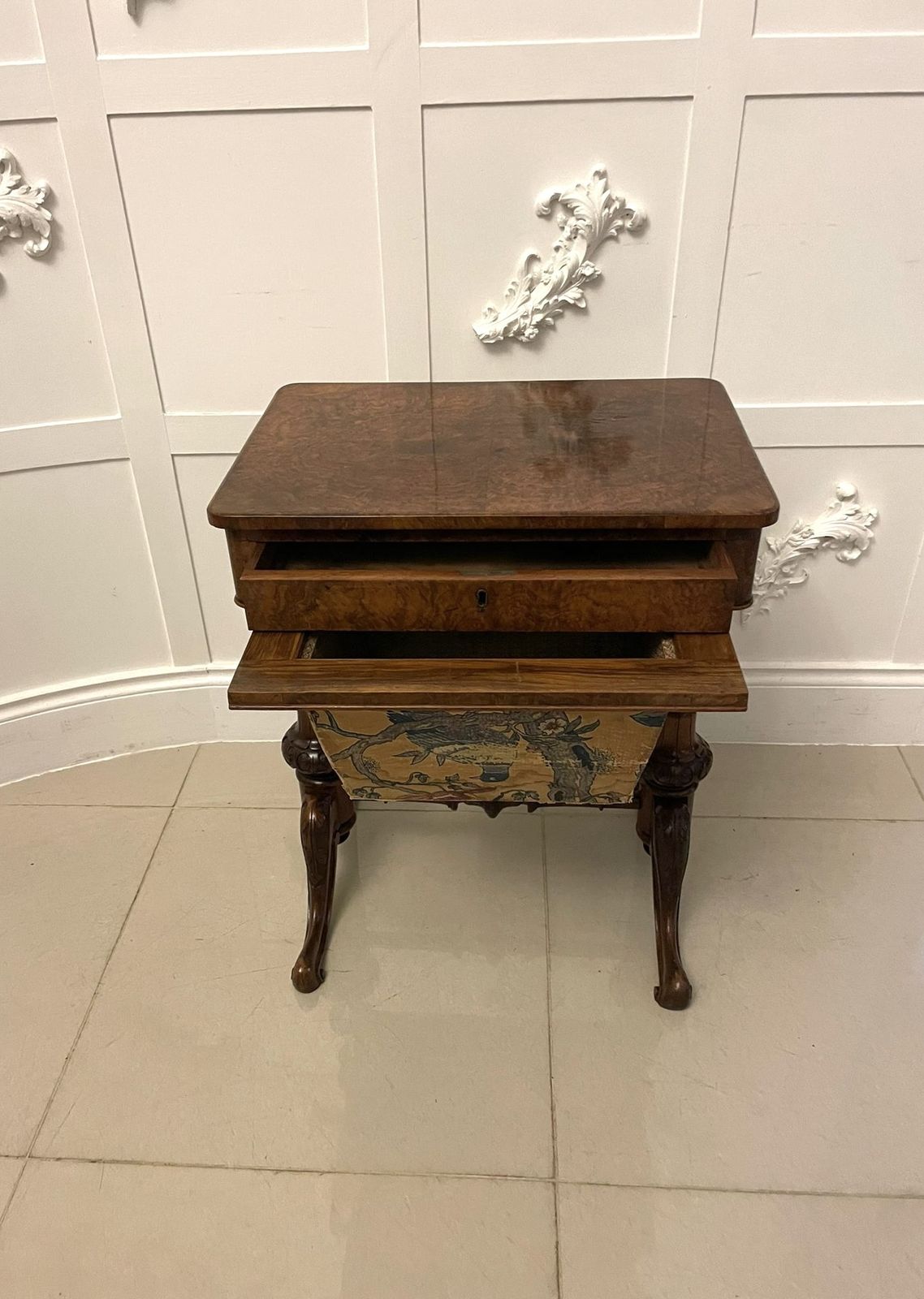 Antique 19th Century Quality Burr Walnut Freestanding Side Table photo furniture