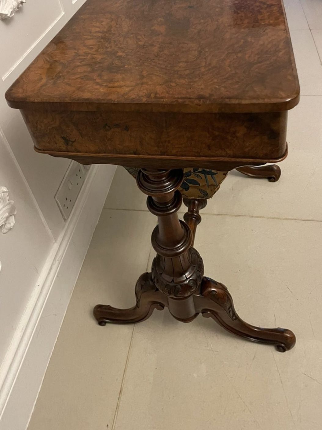 Antique 19th Century Quality Burr Walnut Freestanding Side Table photo 1385.0