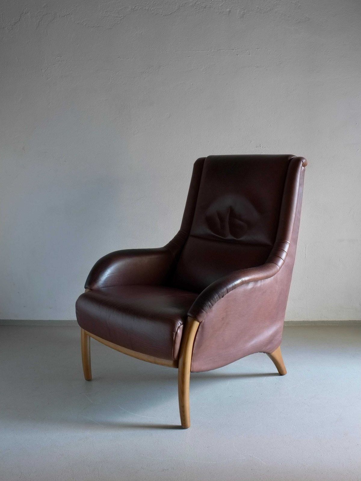 Brown Leather Lounge Chair | Netherlands | 1980s photo 1100.0