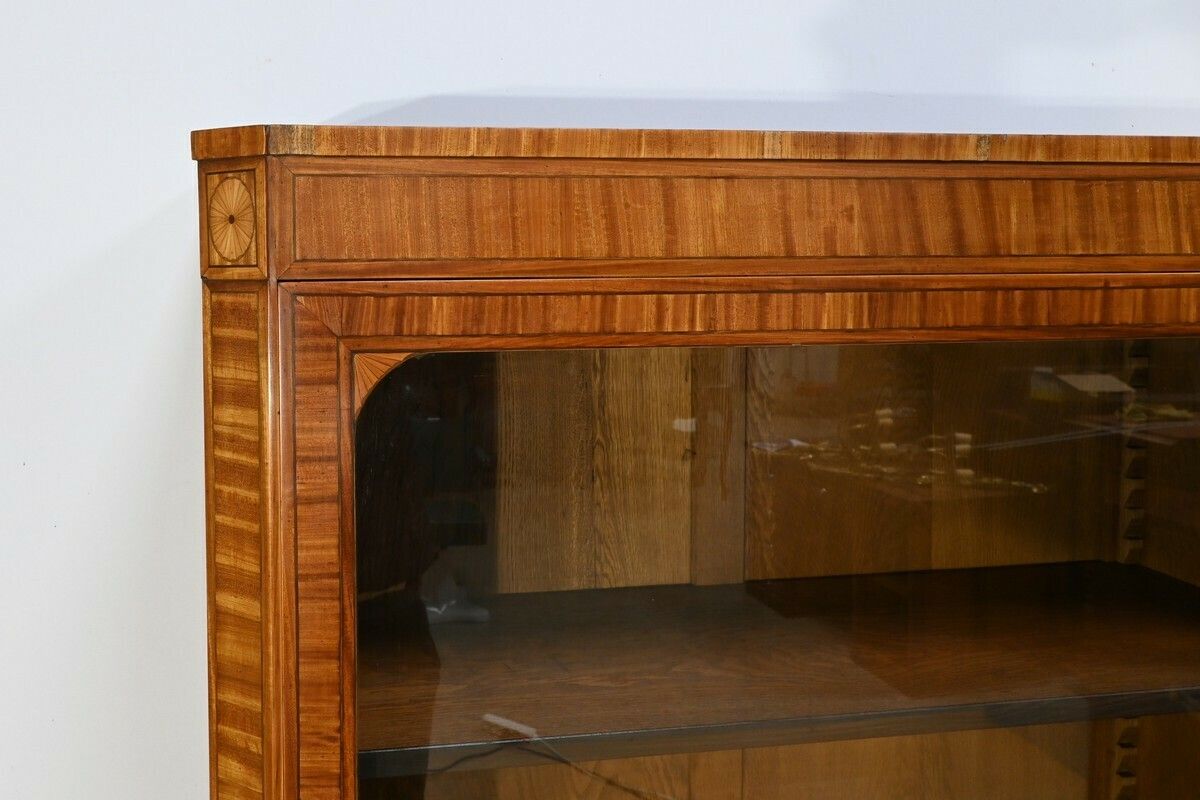 Flamed Mahogany Bookcase, Louis XVI Style – Mid 19th Century photo 2600.0