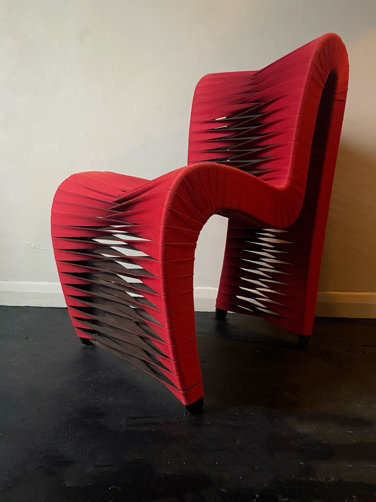 Seatbelt Chair By Nuttapong Charoenkitivarakorn