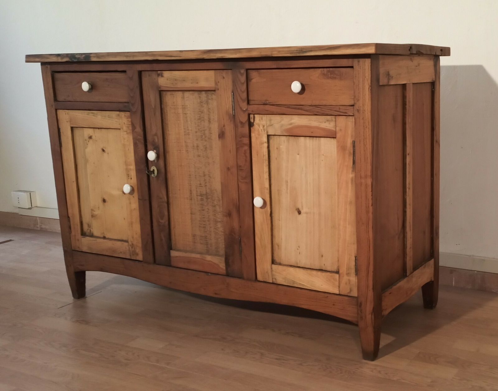 photo vinterior Country Pine Dresser Base, South Of Italy, Late XIX° Century