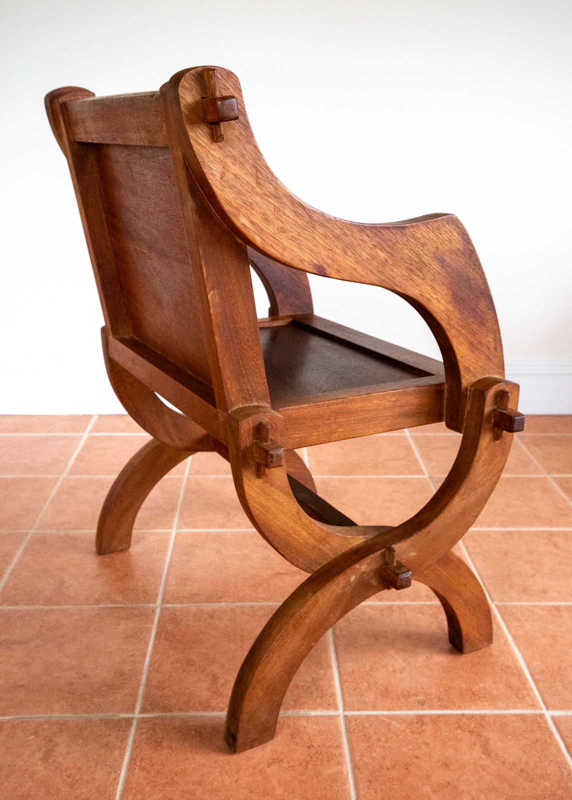 Glastonbury Throne Chair Elm Artisan Sculptural Craftsman Savonarola Curule X Frame Rustic Medieval Hall Chair Regal photo buy