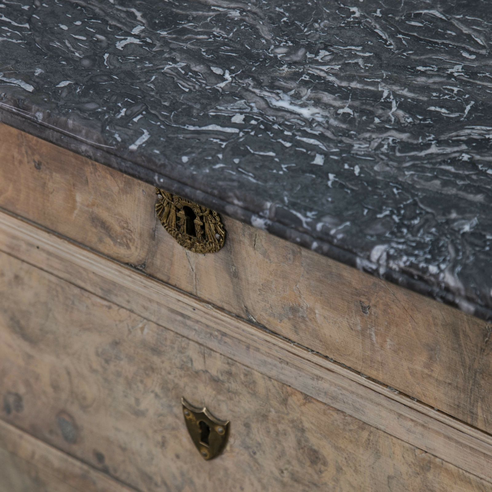 Chest Of Drawers, 1800s, Walnut photo 1800.0