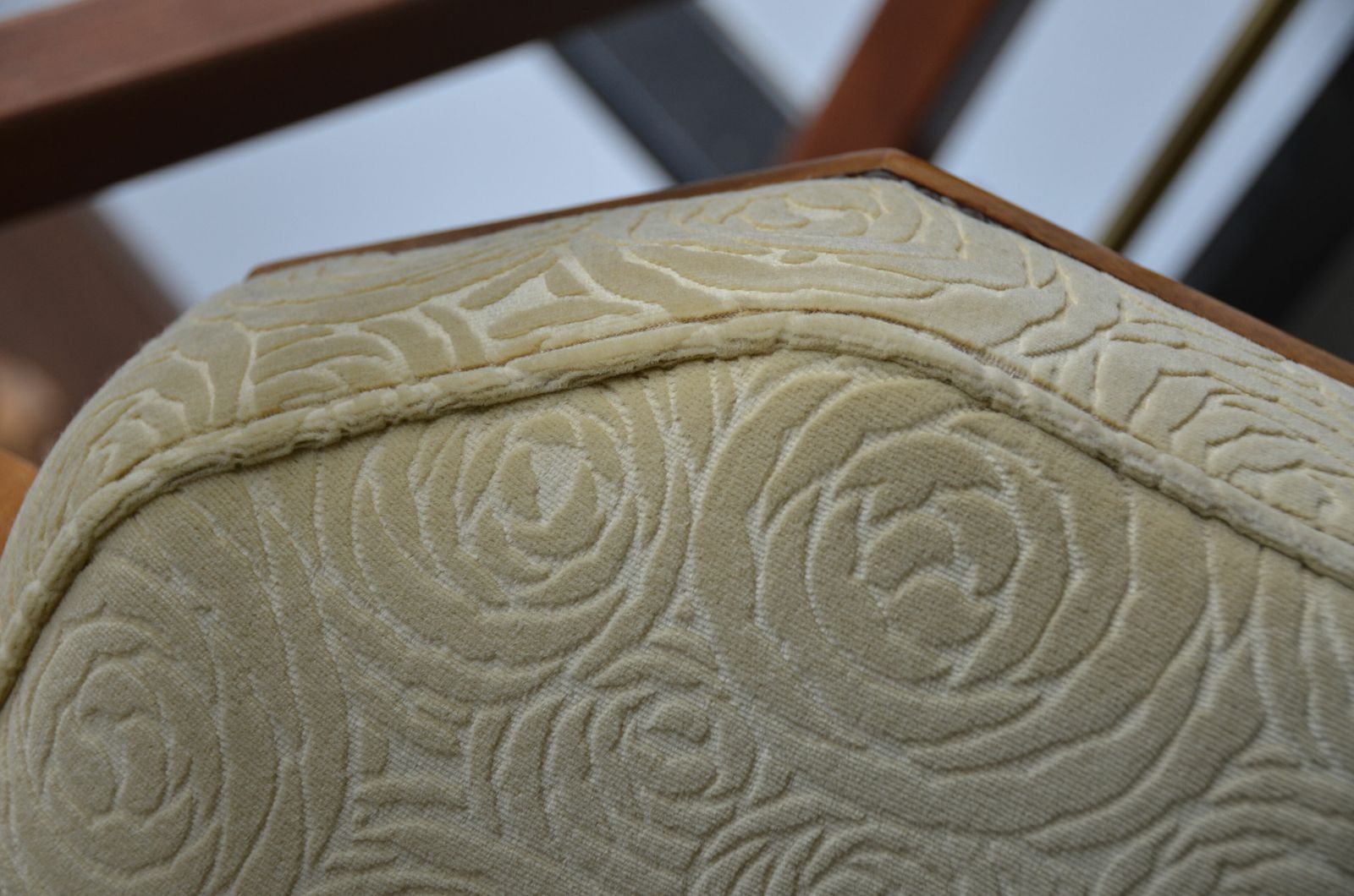photo buy Set Of Armchairs And Ottomans Art Deco