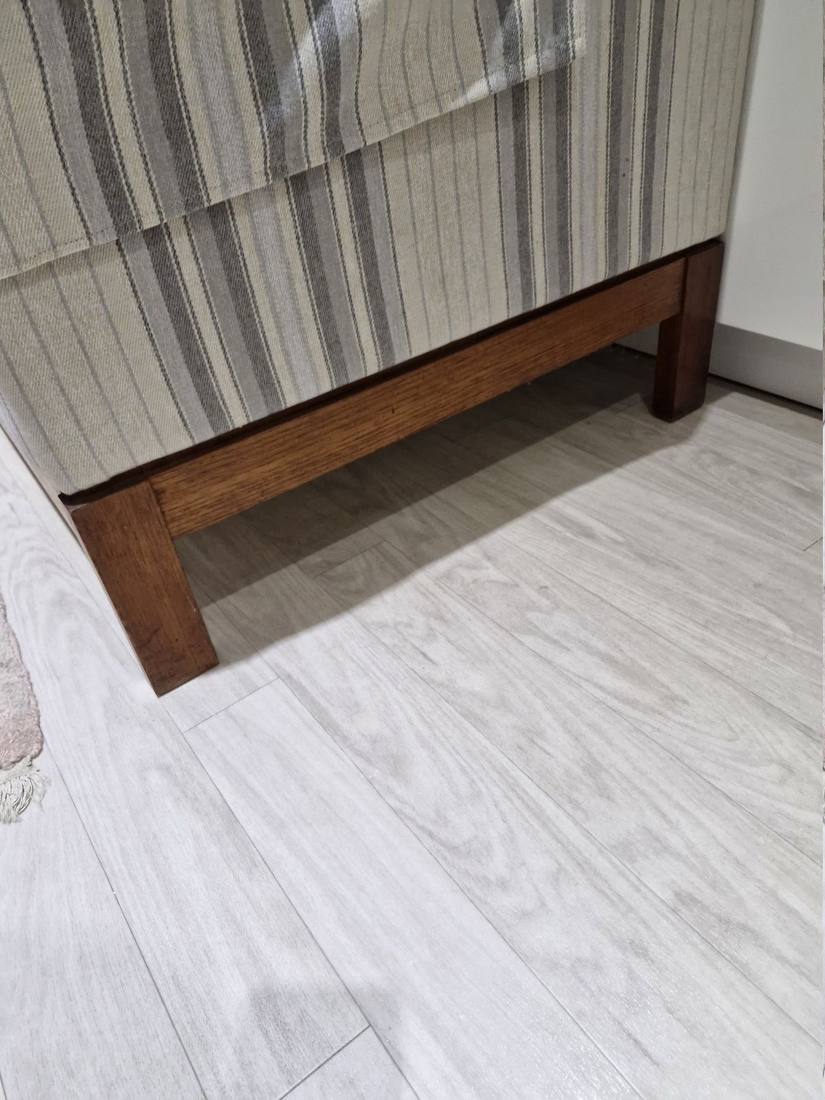 Original 1960's Conrad Cubist 3 Piece Suite. Oak Framed With Fire Retardant Fabric photo vinterior